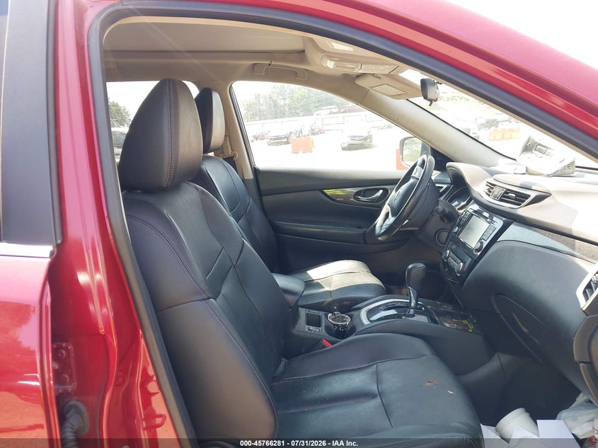 2016 NISSAN ROGUE auction photo 5