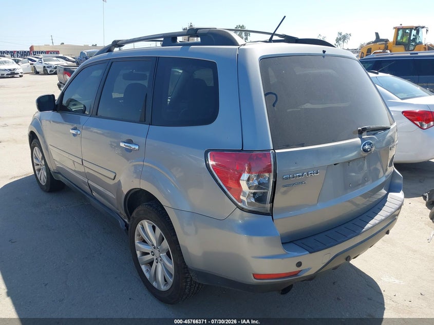 Vin: jf2shbec0bh738435, lot: 46265120, subaru forester 2.5x limited 20113