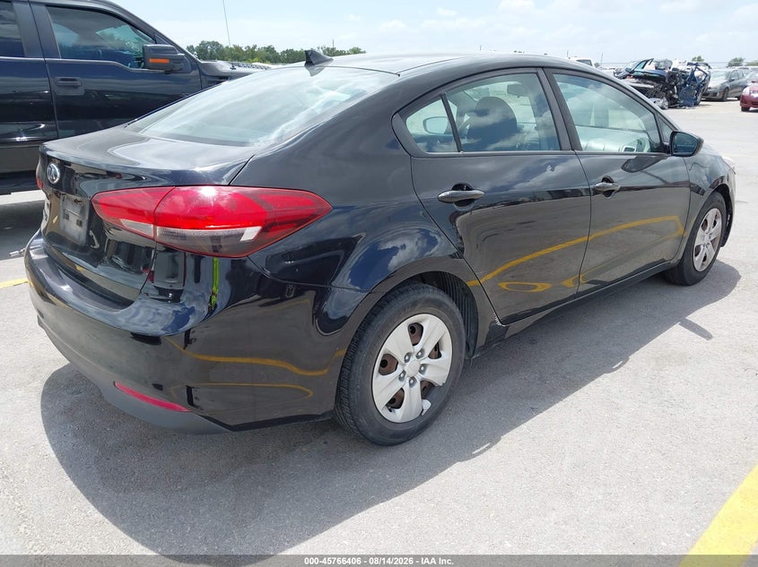 2018 KIA FORTE auction photo 4