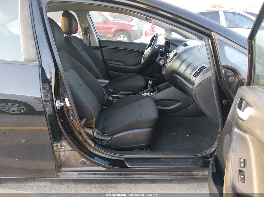 2018 KIA FORTE auction photo 5