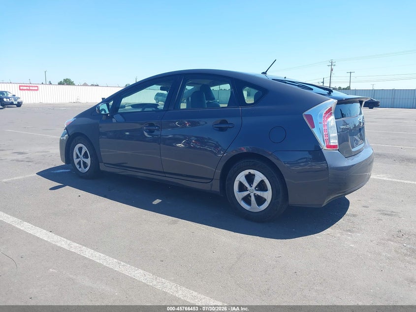Vin: jtdkn3du3d5572889, lot: 46265202, toyota prius two 20133