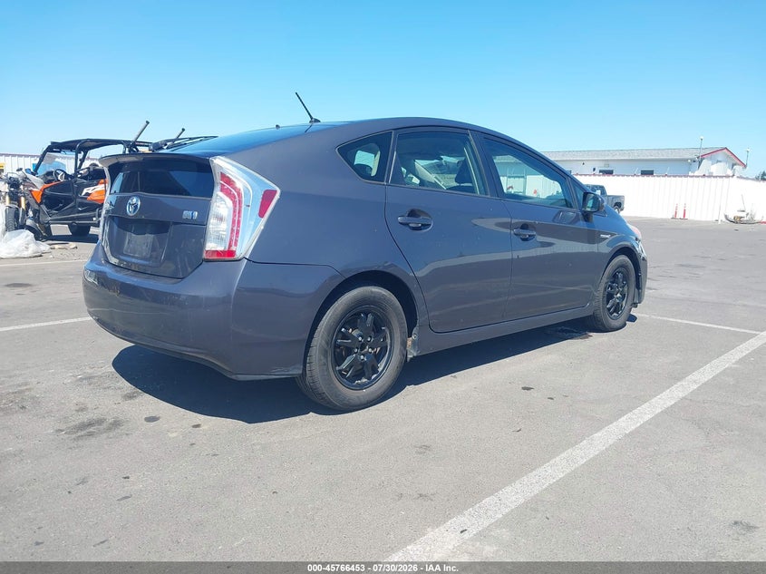 Vin: jtdkn3du3d5572889, lot: 46265202, toyota prius two 20134