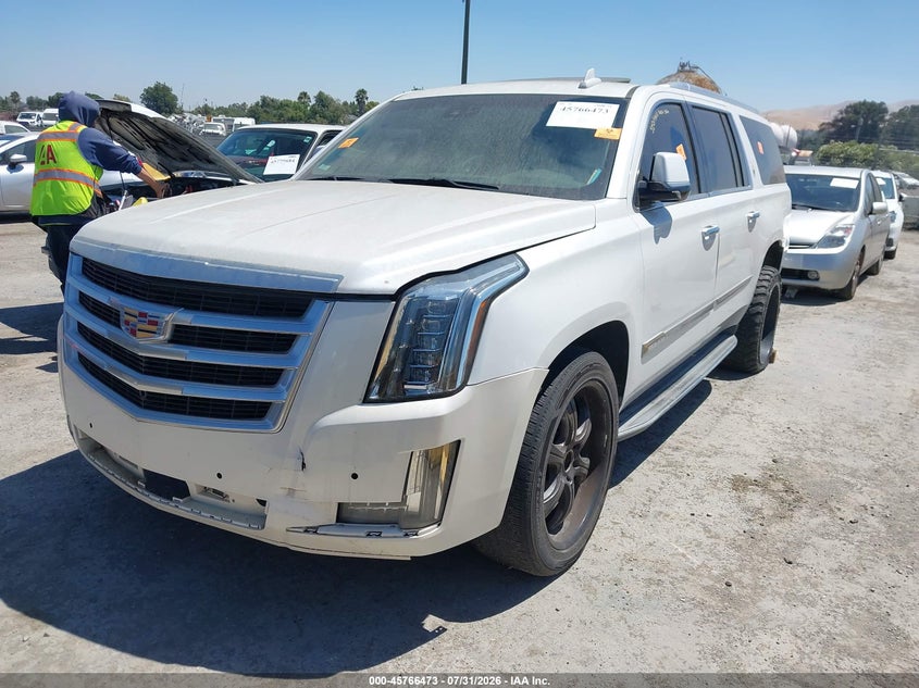 2016 CADILLAC ESCALADE ESV auction photo 2