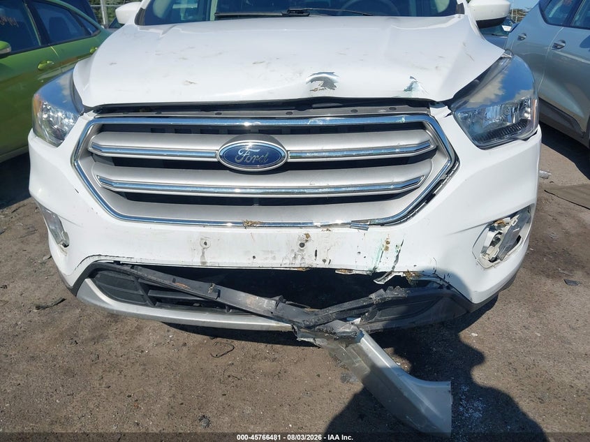 2019 FORD ESCAPE SE · Фото 6