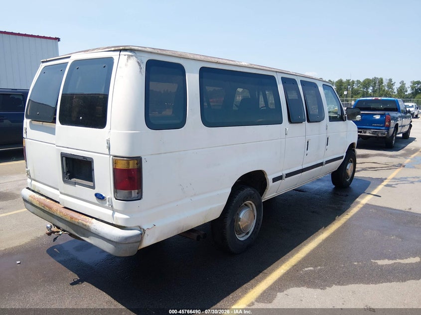 1993 FORD ECONOLINE auction photo 4