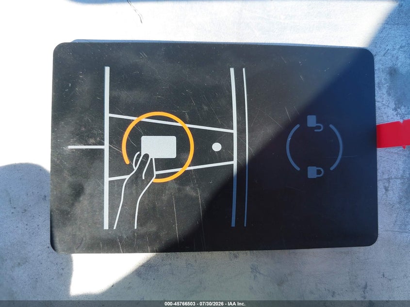 TESLA MODEL 3 - zdjęcie 11
