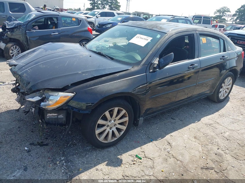 2011 CHRYSLER 200 auction photo 2