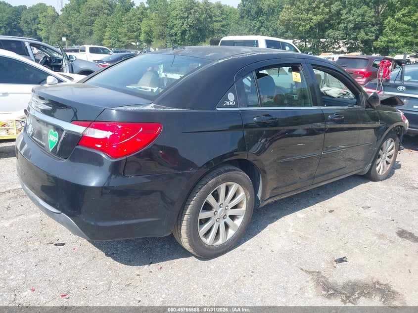 2011 CHRYSLER 200 auction photo 4