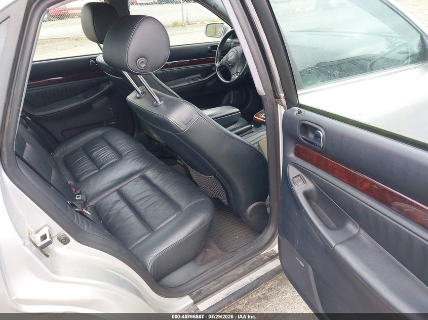 2001 AUDI A4 auction photo 8