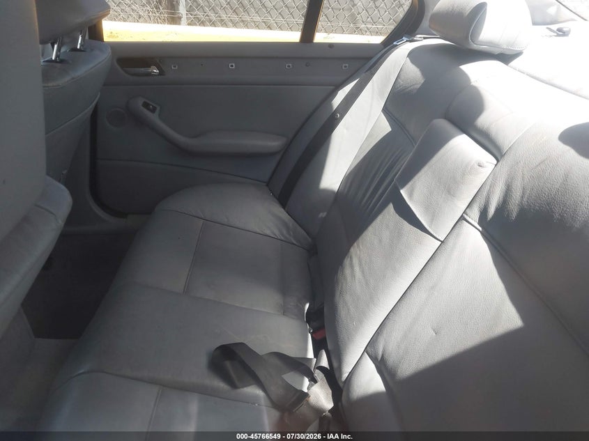 2001 BMW 330I auction photo 8