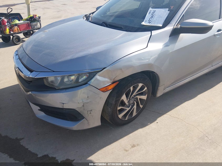 2016 HONDA CIVIC auction photo 6