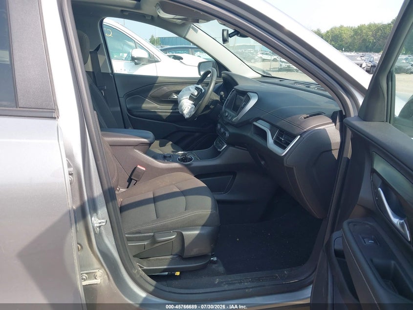 2024 GMC TERRAIN auction photo 5