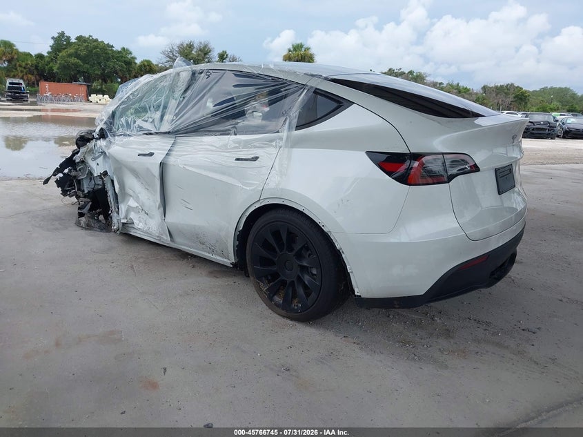2023 TESLA MODEL Y auction photo 3