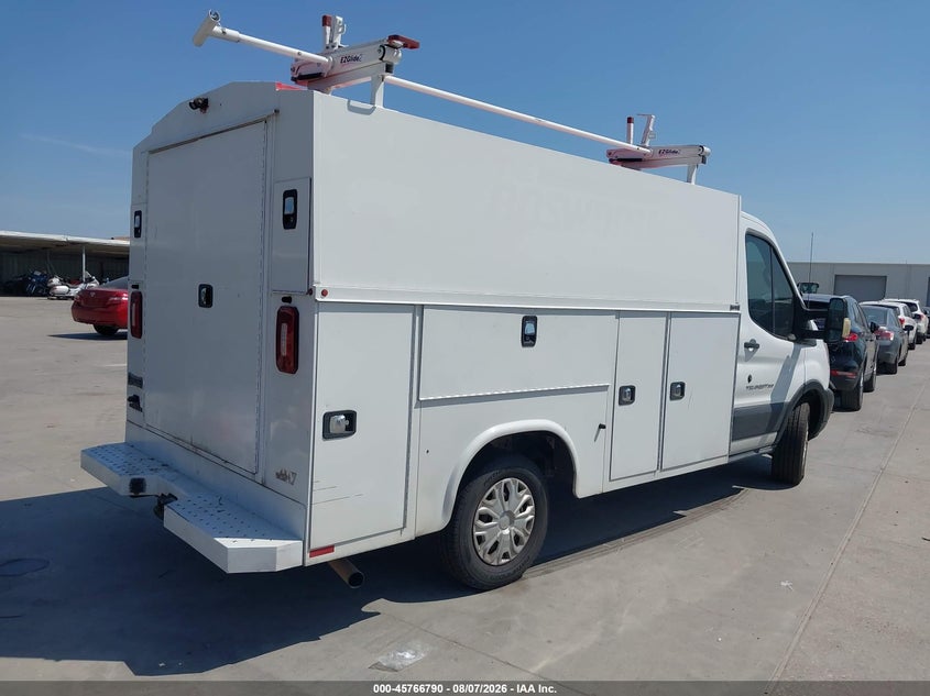 2018 FORD TRANSIT-350 CUTAWAY auction photo 4