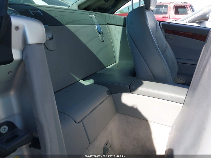 2004 MERCEDES-BENZ SL 55 AMG auction photo 8
