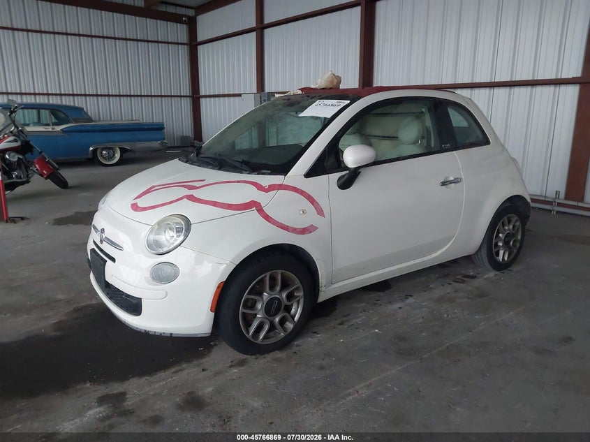 2013 FIAT 500C auction photo 2