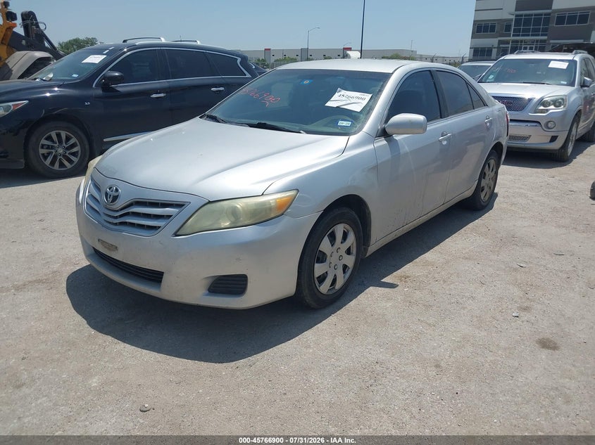 2010 TOYOTA CAMRY auction photo 2