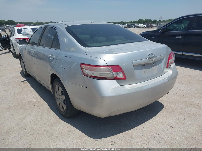 2010 TOYOTA CAMRY auction photo 3