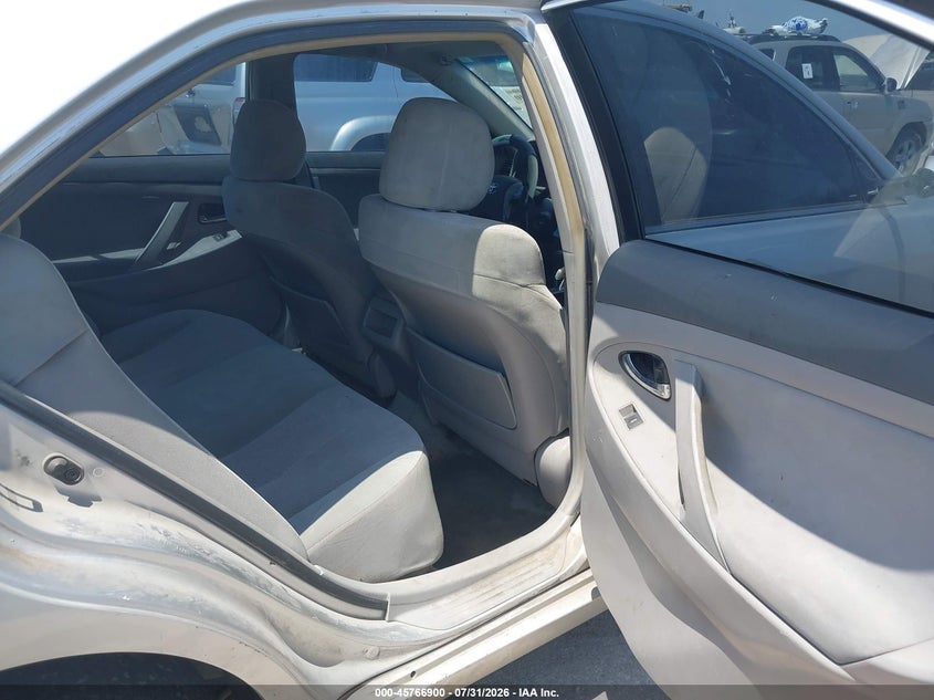 2010 TOYOTA CAMRY auction photo 8