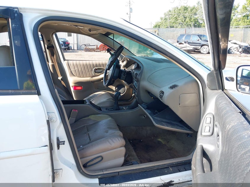 2000 PONTIAC GRAND PRIX auction photo 5