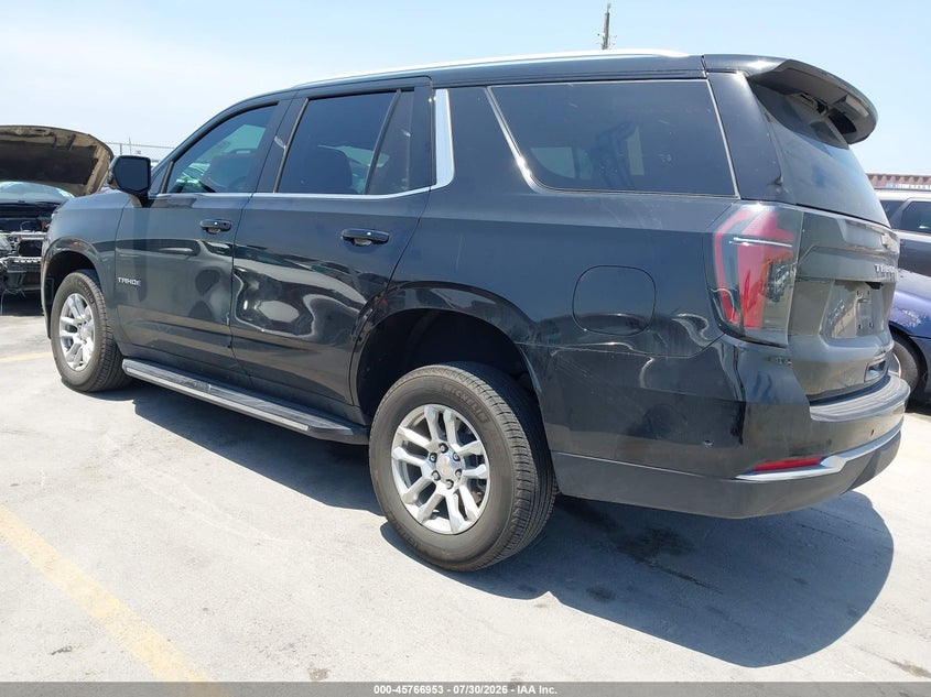 2025 CHEVROLET TAHOE auction photo 3