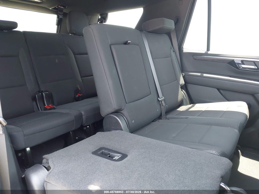 2025 CHEVROLET TAHOE auction photo 8