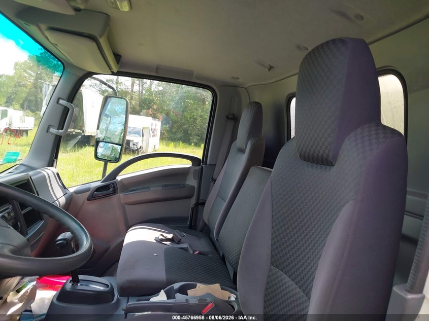 2014 ISUZU NPR DSL REG AT ECO-MAX auction photo 7