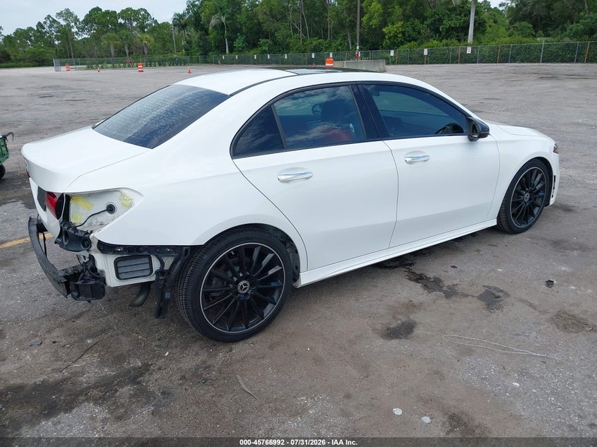 Vin: w1k3g4eb2nj368438, lot: 46265741, mercedes-benz a 220 20224