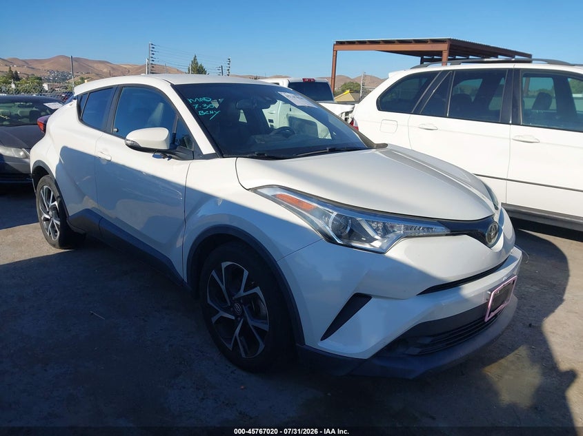 2018 TOYOTA C-HR auction photo 1