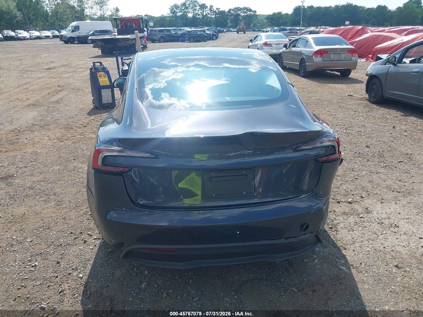 2026 TESLA MODEL 3 PREMIUM REAR-WHEEL DRIVE/REAR-WHEEL DRIVE · Photo 6