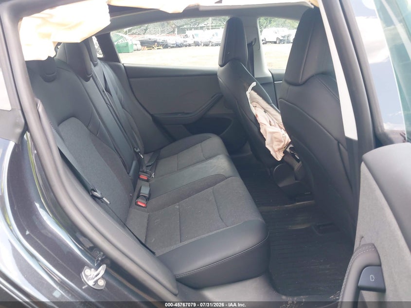 2026 TESLA MODEL 3 PREMIUM REAR-WHEEL DRIVE/REAR-WHEEL DRIVE · Photo 8