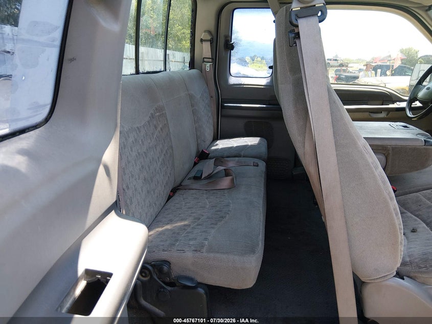 2000 FORD F-250 auction photo 8