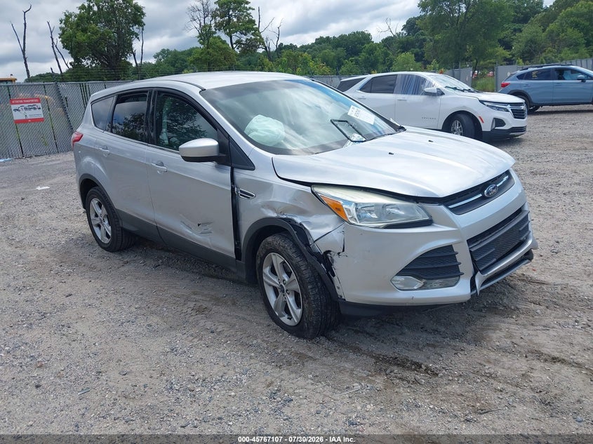 2016 FORD ESCAPE auction photo 1