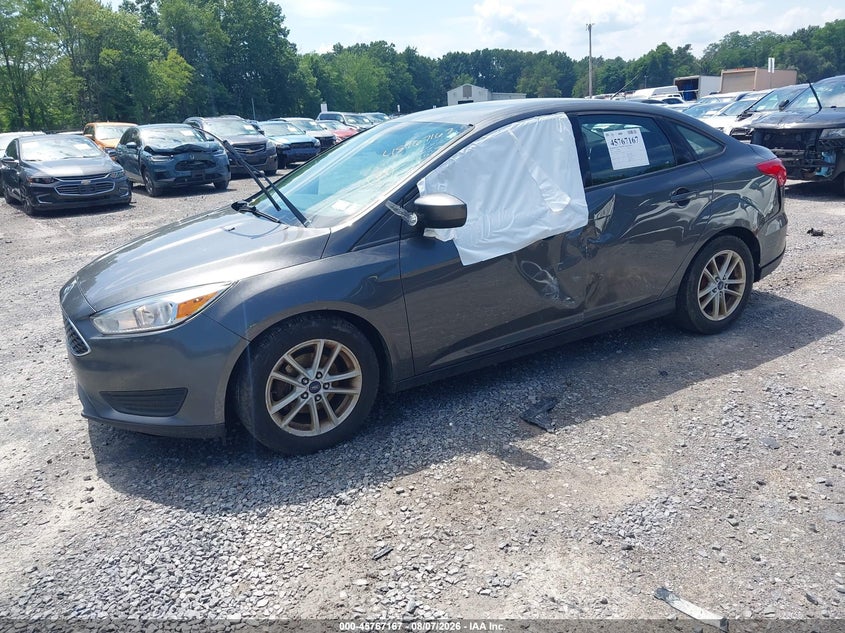 Vin: 1fadp3f22jl257688, lot: 46265916, ford focus se 20182