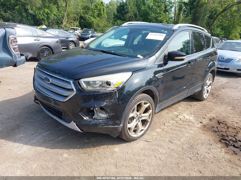 Vin: 1fmcu9j90jua21603, lot: 46265933, ford escape titanium 20182