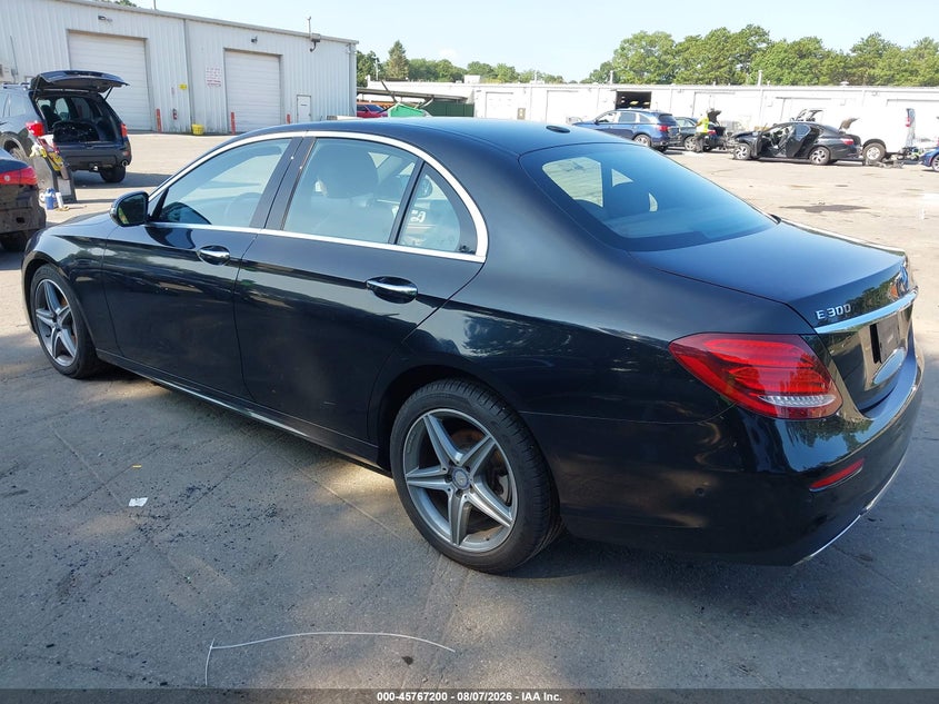 Vin: wddzf4kb4ha080040, lot: 46265949, mercedes-benz e 300 4matic 20173