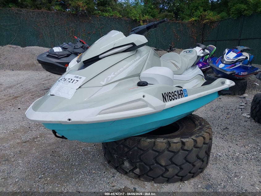 2025 YAMAHA WAVERUNNER auction photo 2