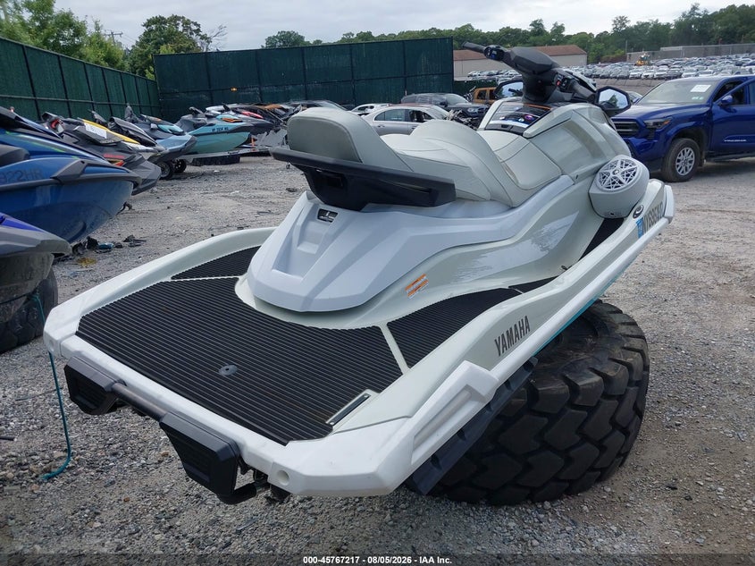 2025 YAMAHA WAVERUNNER auction photo 4