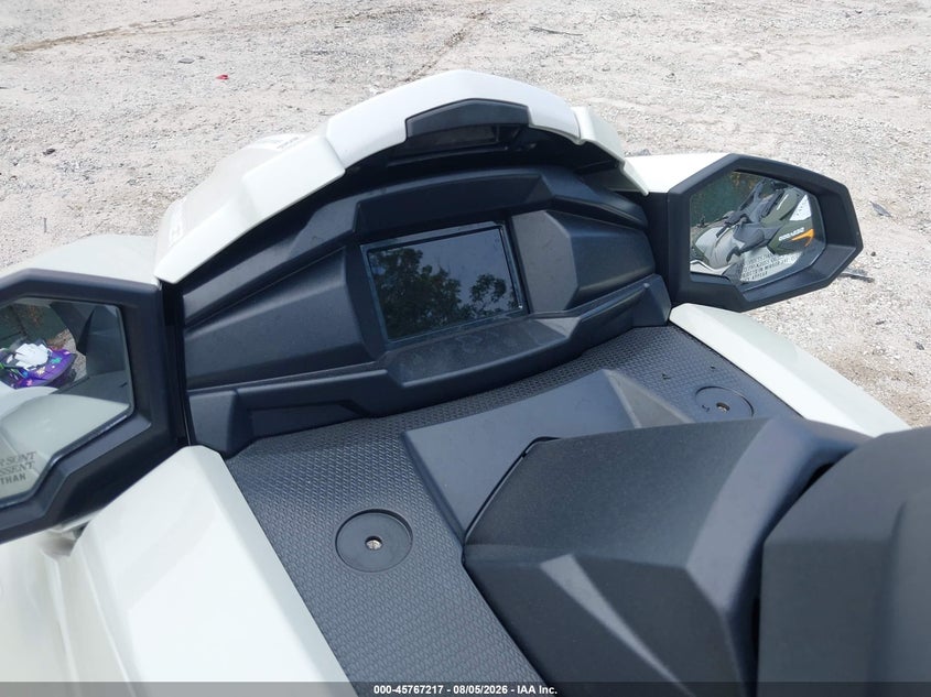 2025 YAMAHA WAVERUNNER auction photo 7