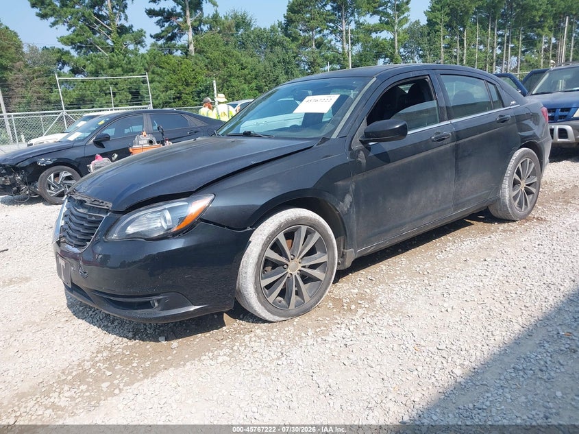 Vin: 1c3ccbcg3dn523602, lot: 46265971, chrysler 200 limited 20132