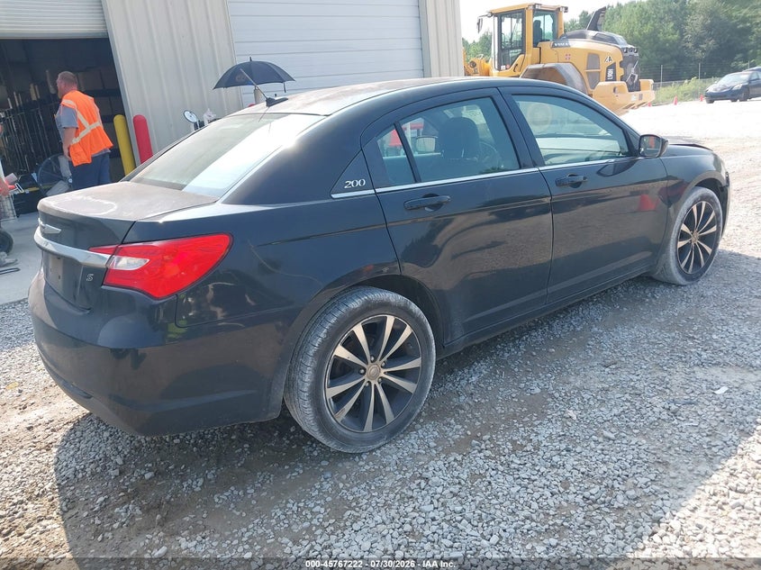 Vin: 1c3ccbcg3dn523602, lot: 46265971, chrysler 200 limited 20134