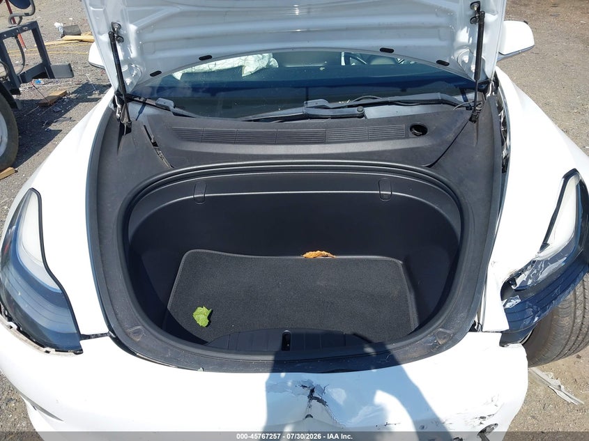 TESLA MODEL 3 - zdjęcie 10