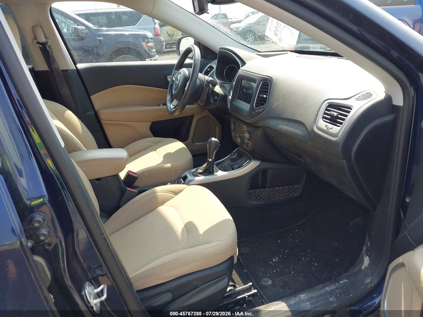 2019 JEEP COMPASS auction photo 5