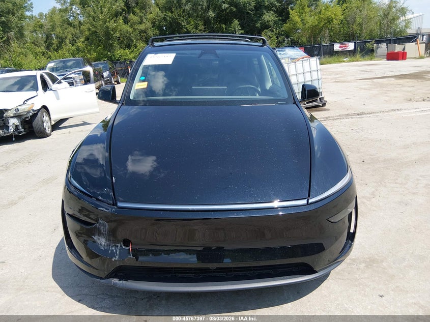 TESLA MODEL Y - zdjęcie 13