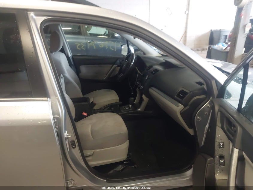 2014 SUBARU FORESTER auction photo 5