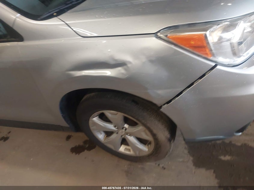 2014 SUBARU FORESTER auction photo 6