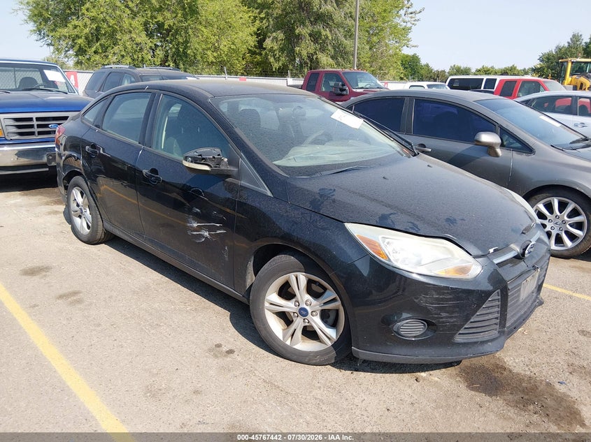 Vin: 1fadp3f22dl327291, lot: 46266191, ford focus se 2013 img_1