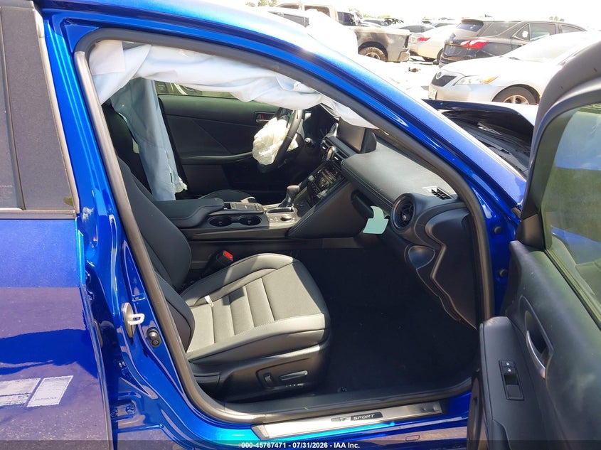 2024 LEXUS IS 350 auction photo 5