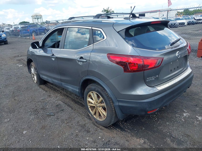 Vin: jn1bj1cp6kw526625, lot: 46266254, nissan rogue sport sv 20193