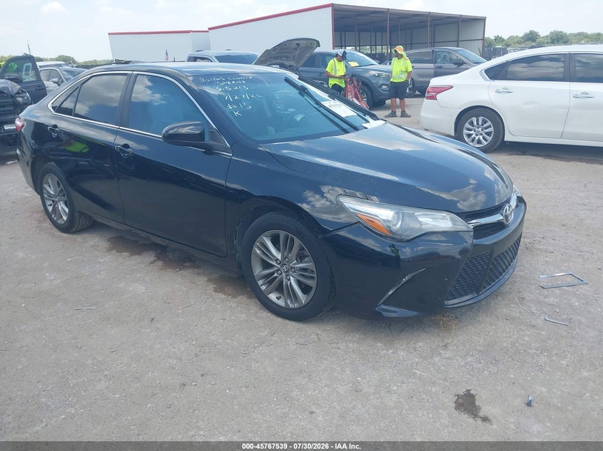 TOYOTA CAMRY - zdjęcie 1